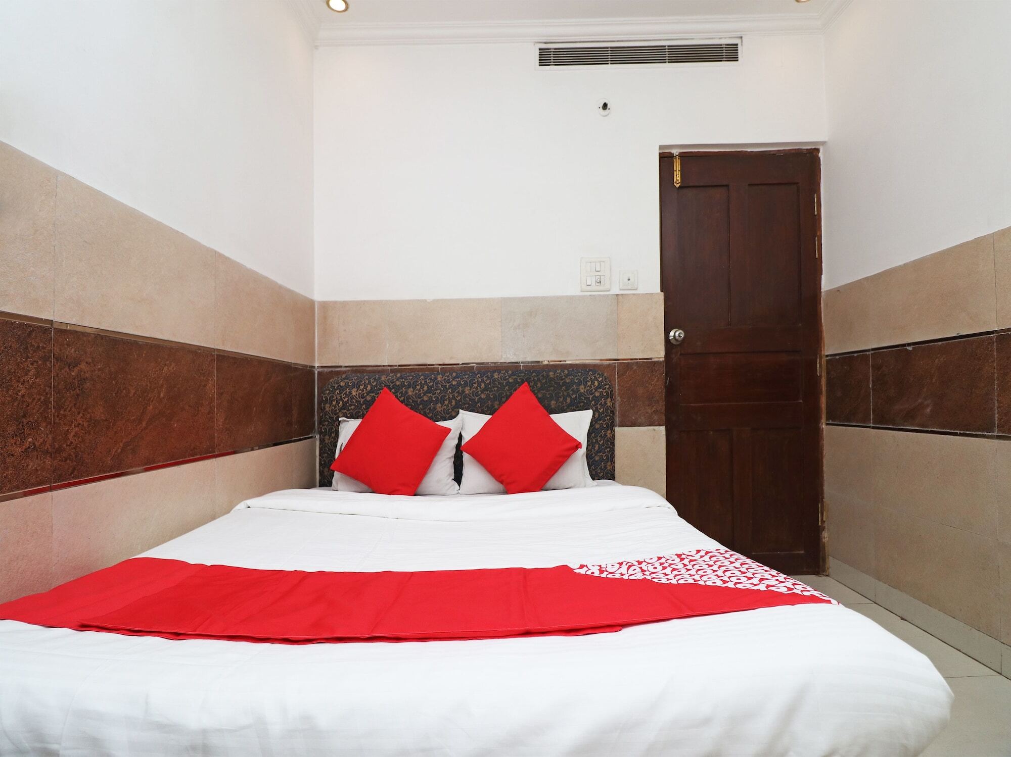 Oyo Hotel Ashoka International Kánpur Exteriér fotografie